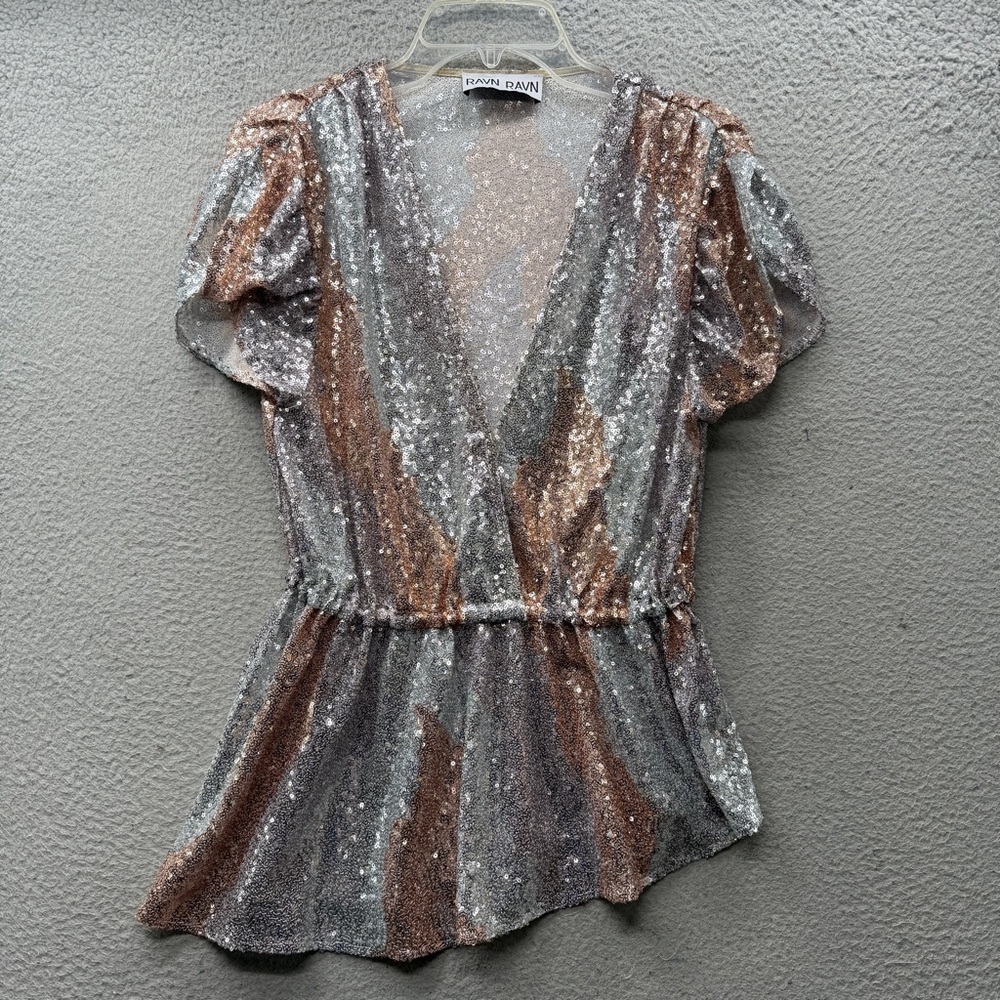 RAVN RAVN Rae Sequin Wrap Top Blouse Silver Gold Asymmetric Pleat Size M RC2428